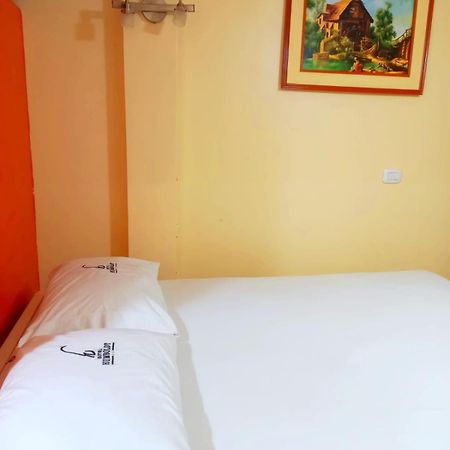 Hotel Humboldt ชิกลาโย ภายนอก รูปภาพ