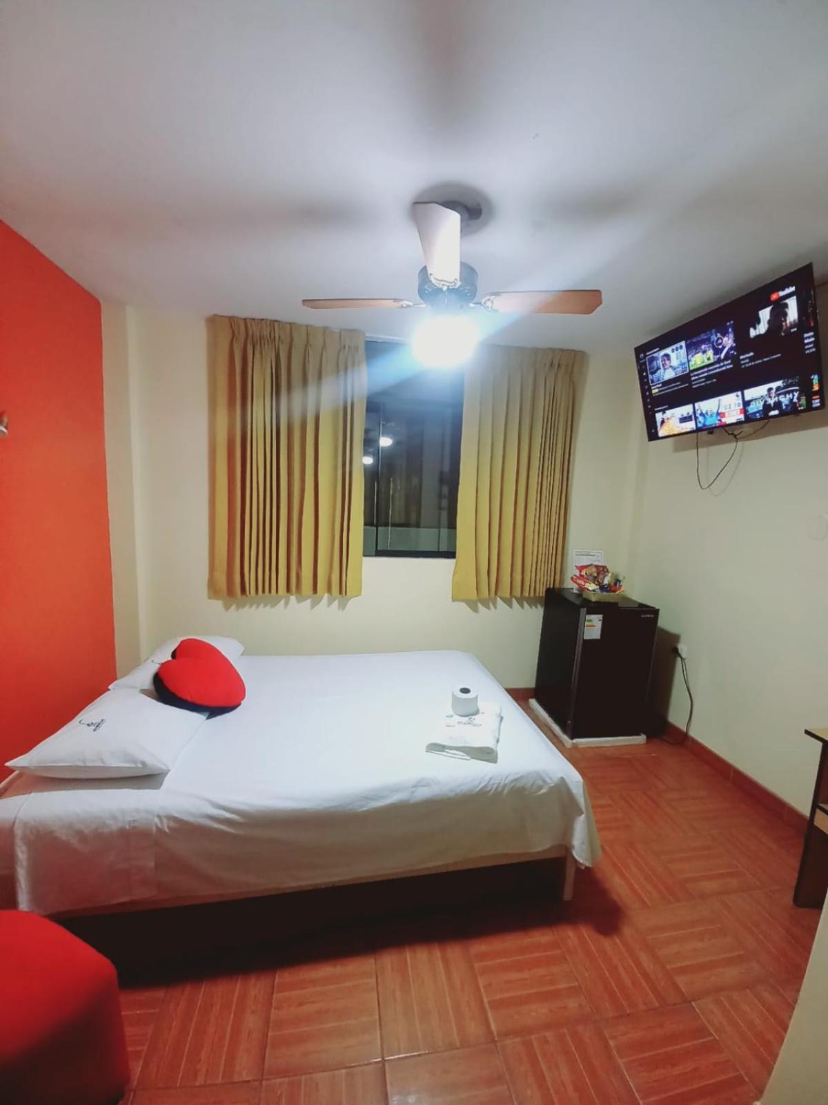 Hotel Humboldt ชิกลาโย ภายนอก รูปภาพ