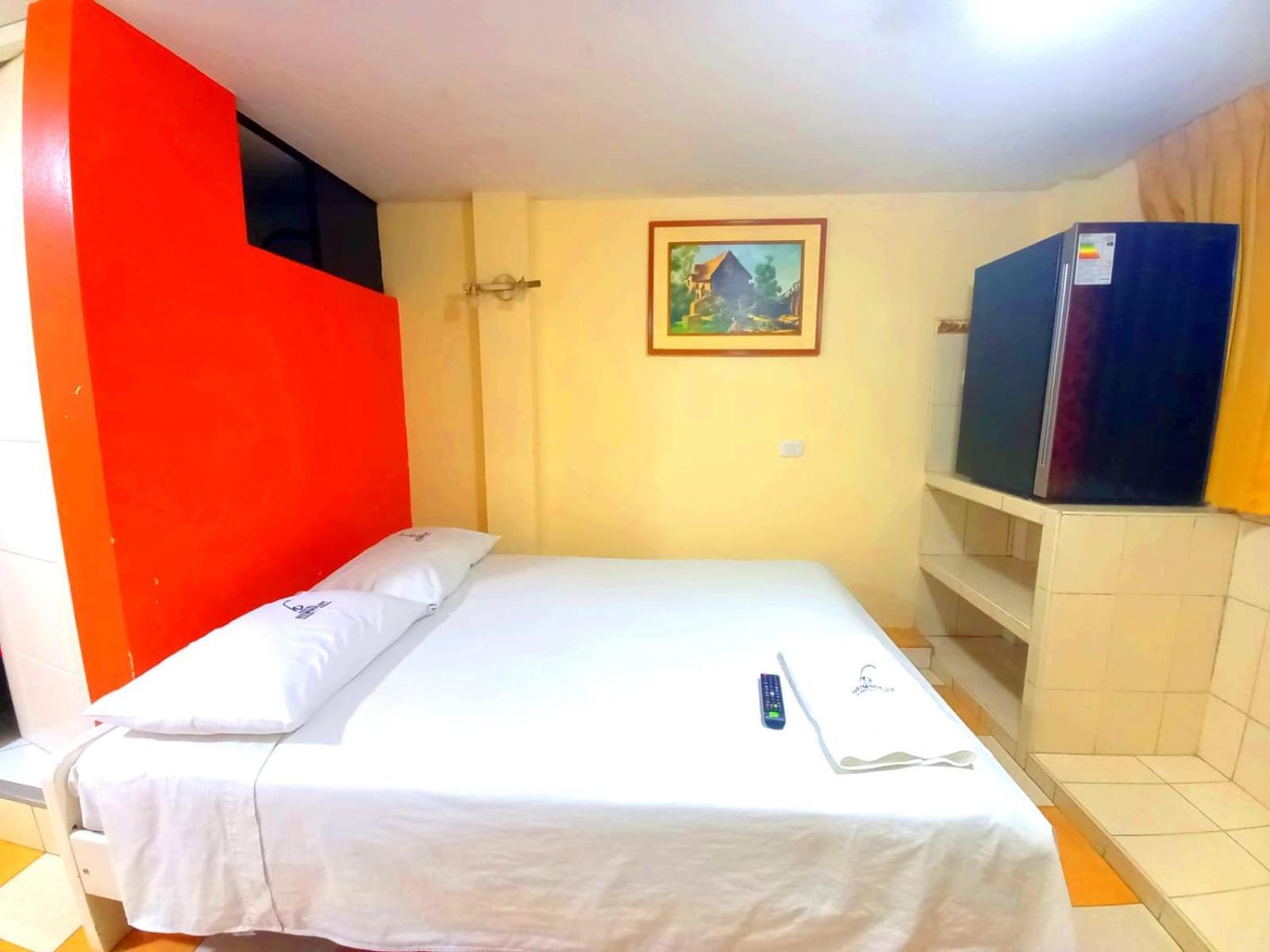 Hotel Humboldt ชิกลาโย ภายนอก รูปภาพ